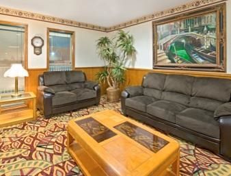 Super 8 By Wyndham Plano/Dallas Area Interior photo